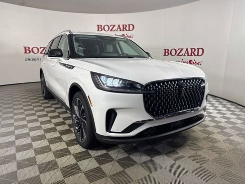 New 2026 Lincoln Aviator Reserve image 1