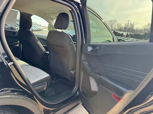 Certified 2024 Ford Escape Active w/ Tech Pack #1 image 17