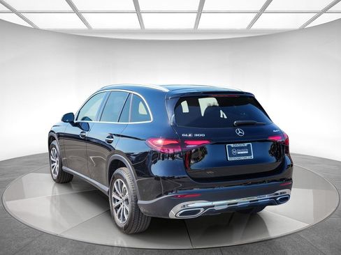 Certified 2026 Mercedes-Benz GLC 300 4MATIC image 2