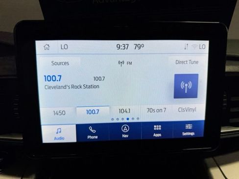Used 2022 Ford Explorer XLT w/ Equipment Group 202A AWD/4WD image 40