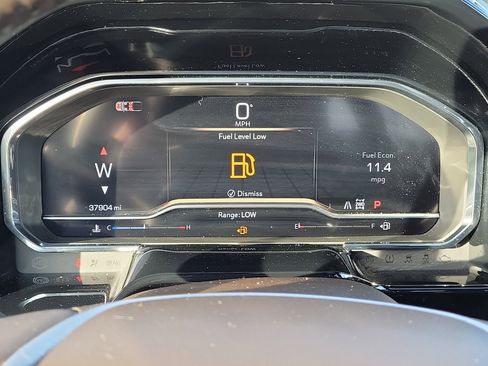 Used 2024 GMC Sierra 1500 SLT w/ SLT Premium Plus Package image 19