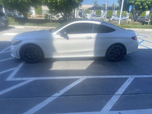Used 2019 Mercedes-Benz C 300 Coupe image 4