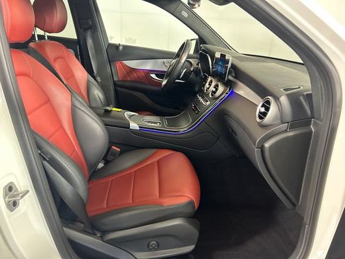Used 2022 Mercedes-Benz GLC 300 4MATIC image 29