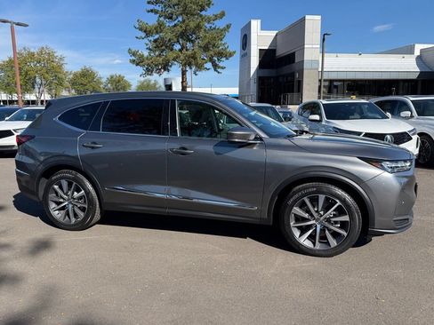 Certified 2026 Acura MDX w/ Technology Package AWD/4WD image 4
