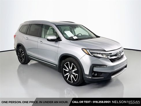 Used 2021 Honda Pilot Touring image 3