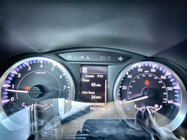 Used 2019 Toyota Highlander LE FWD image 15