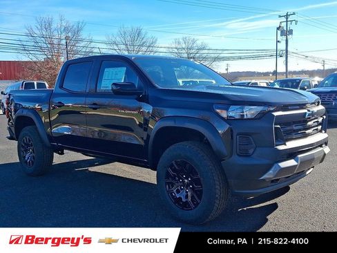 New 2026 Chevrolet Colorado Trail Boss AWD/4WD image 2