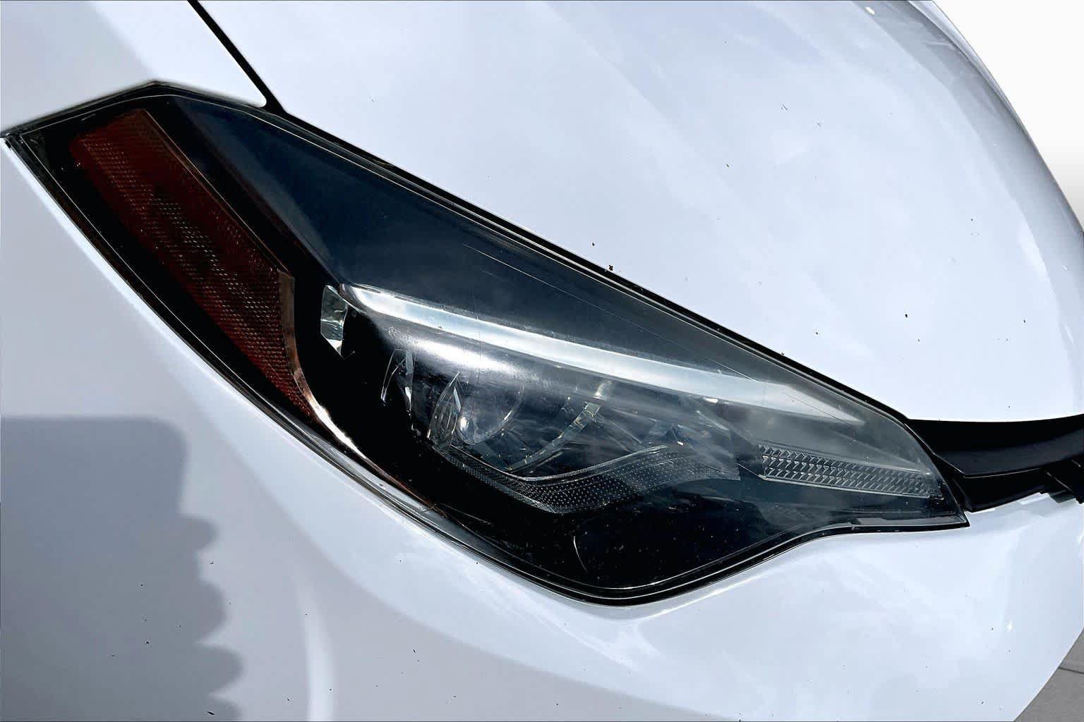 Used 2019 Toyota Corolla LE FWD image 27
