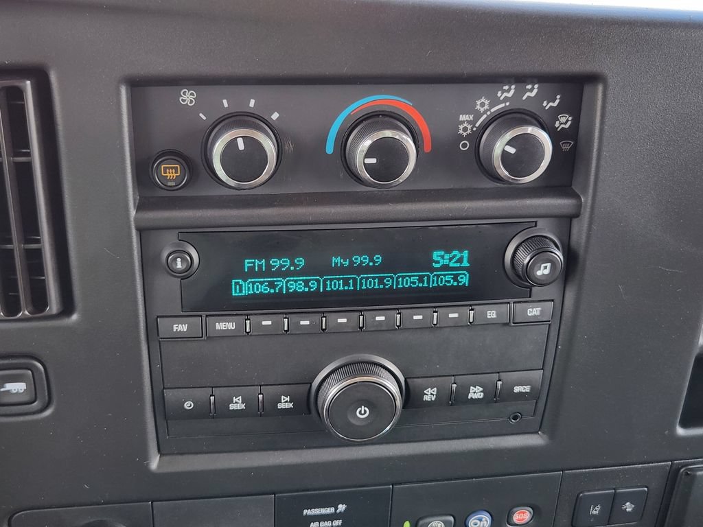 Used 2019 Chevrolet Express 3500 LT w/ LT Preferred Equipment Group RWD image 8