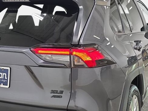Used 2021 Toyota RAV4 XLE Premium AWD/4WD image 34