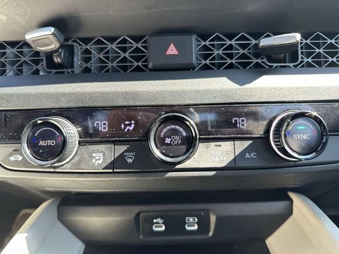 Used 2024 Honda Accord EX image 18