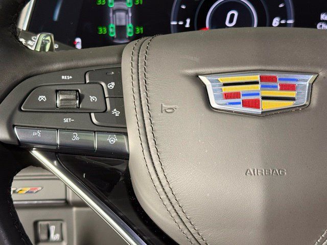 Used 2024 Cadillac Escalade ESV V AWD/4WD image 31