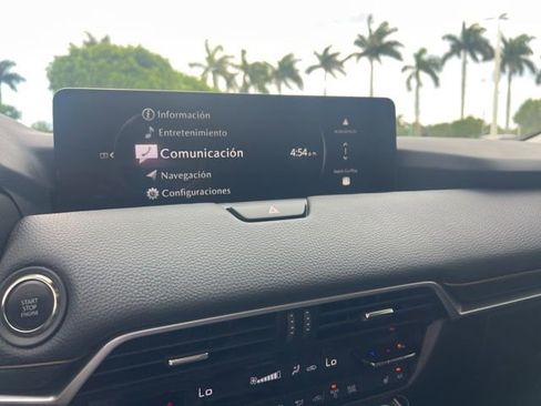 Used 2025 MAZDA CX-70 3.3 Turbo w/ Preferred Package AWD/4WD image 41