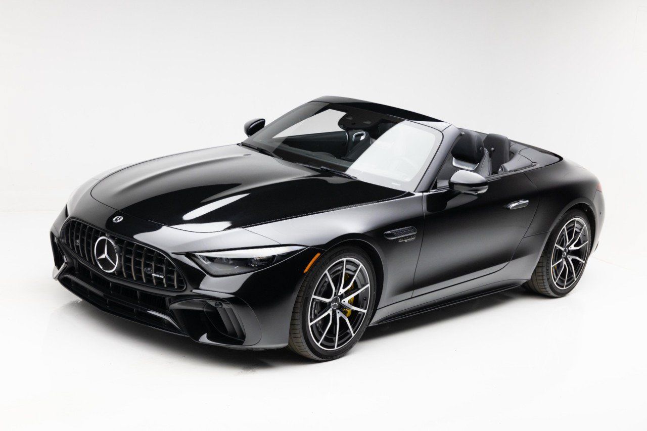 Used 2022 Mercedes-Benz SL 63 AMG 4MATIC w/ AMG Aerodynamic Package image 1