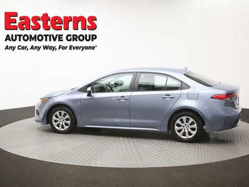 Used 2022 Toyota Corolla LE FWD image 60