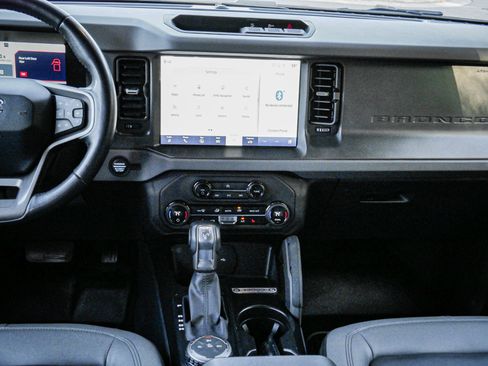 Used 2024 Ford Bronco Big Bend image 29