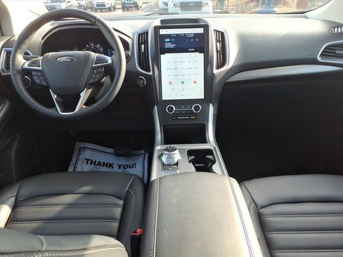 Certified 2024 Ford Edge SEL w/ Convenience Package image 12