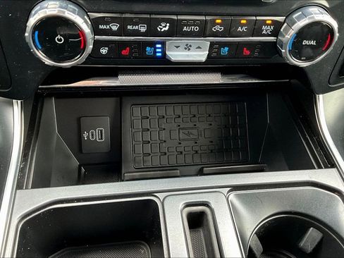 Used 2025 Ford F150 Raptor AWD/4WD image 18