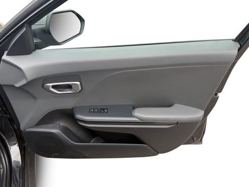 Used 2025 Kia K4 FWD image 24