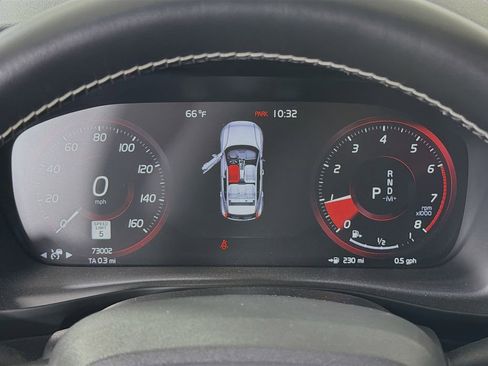 Used 2019 Volvo XC40 T5 R-Design AWD/4WD image 13