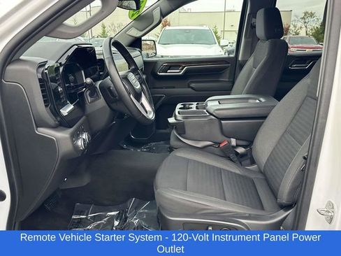 Used 2023 GMC Sierra 1500 SLE image 16