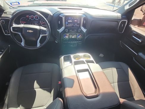Used 2022 Chevrolet Silverado 2500 LT w/ Convenience Package image 9