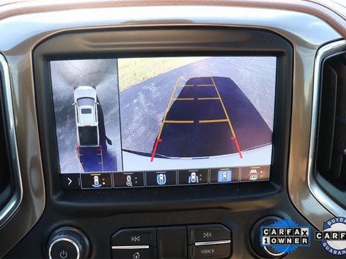 Used 2021 Chevrolet Silverado 1500 High Country w/ Technology Package image 38