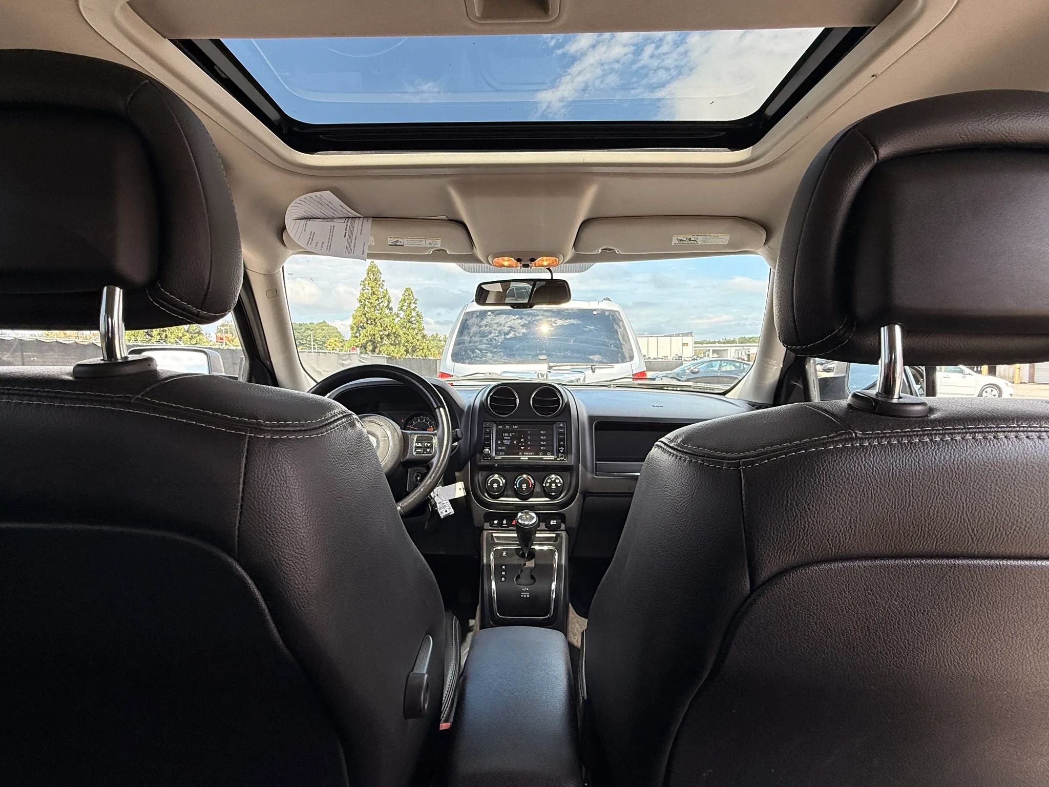 Used 2017 Jeep Patriot High Altitude AWD/4WD image 23