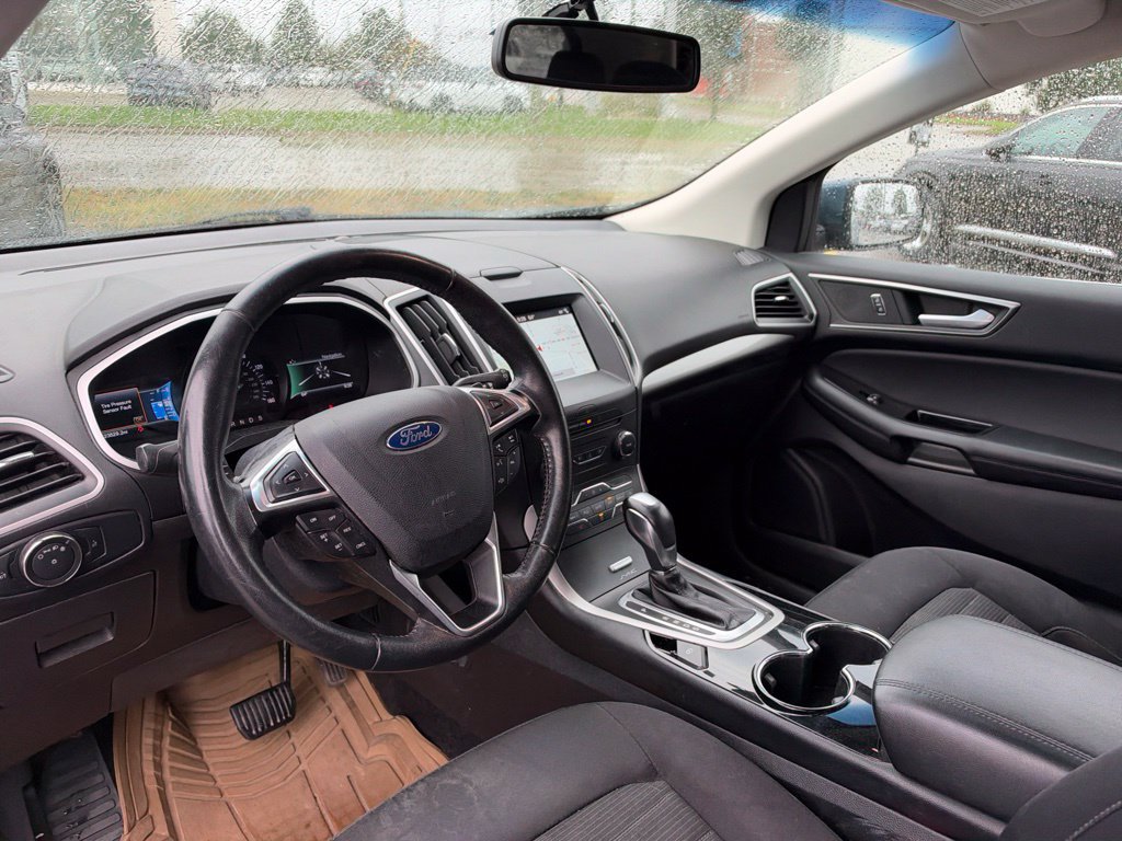 Used 2016 Ford Edge SEL w/ Equipment Group 201A FWD image 11