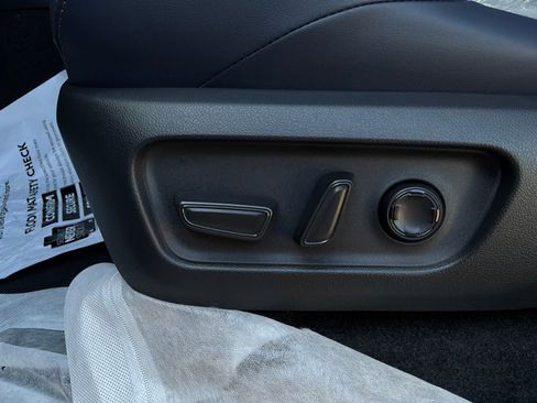 New 2026 Toyota 4Runner 4WD image 13