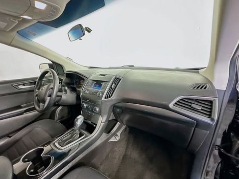 Used 2017 Ford Edge SE AWD/4WD image 26