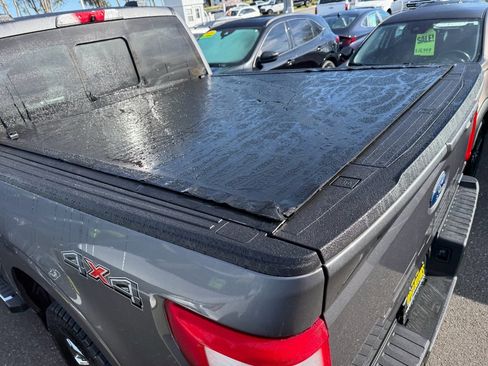 Used 2021 Ford F150 Lariat w/ Equipment Group 502A High AWD/4WD image 9