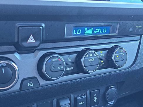 Certified 2023 Toyota Tacoma TRD Off-Road AWD/4WD image 24