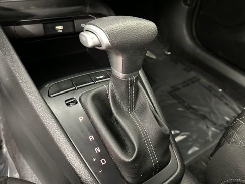 Used 2023 Kia Rio S FWD image 20