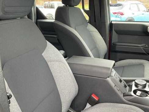 Used 2025 Ford Bronco 4-Door image 56