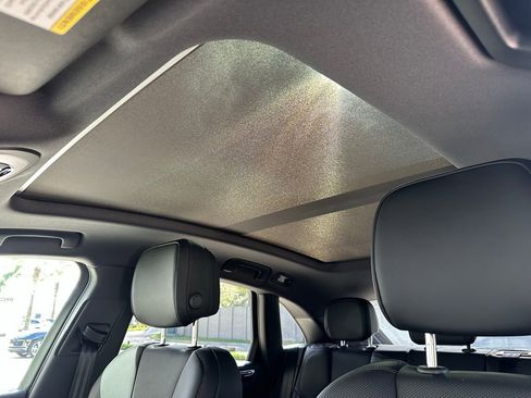 Used 2026 Porsche Macan image 21