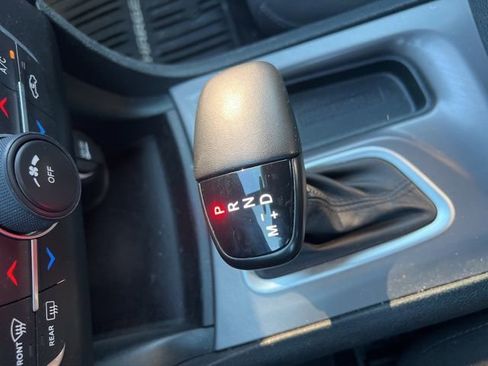 Used 2023 Dodge Charger SXT image 19