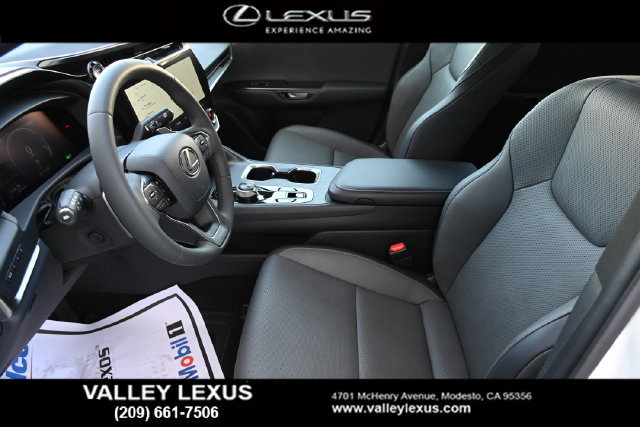 Certified 2026 Lexus RZ 450e AWD w/ Accessory Package (Z2) image 15
