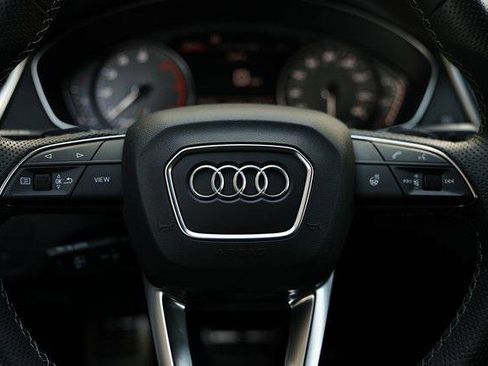 Certified 2024 Audi SQ5 Premium image 31