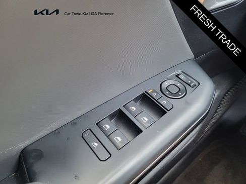 Certified 2025 Kia K4 FWD image 20