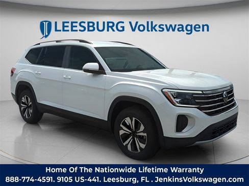 New 2026 Volkswagen Atlas SE image 1