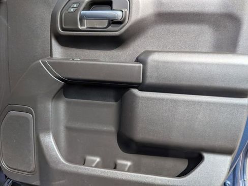 Used 2020 Chevrolet Silverado 1500 Custom Trail Boss w/ Custom Convenience Package image 36