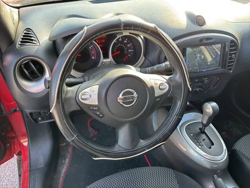 Used 2016 Nissan Juke S image 10