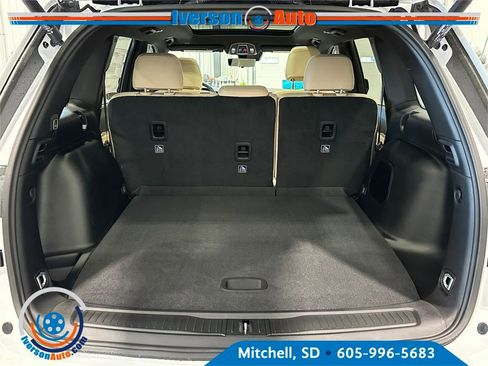 New 2026 Jeep Grand Cherokee Limited image 26