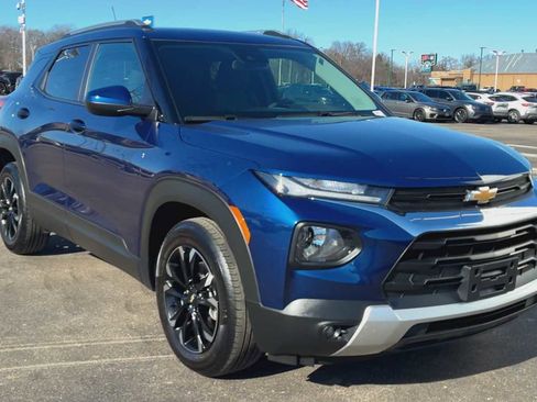 Certified 2023 Chevrolet TrailBlazer LT w/ Convenience Package image 8