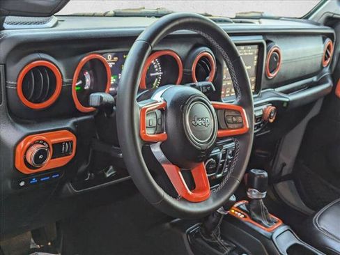 Used 2023 Jeep Wrangler Sahara w/ Safety Group image 10