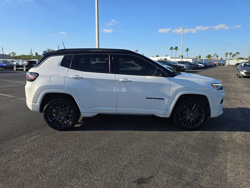 Used 2022 Jeep Compass High Altitude image 3