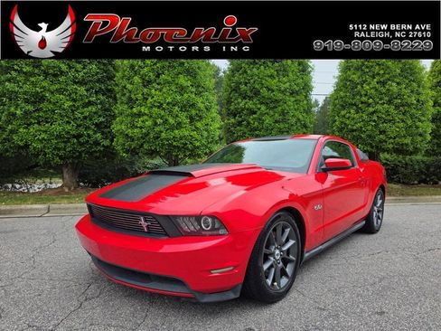 Used 2011 Ford Mustang GT RWD image 1