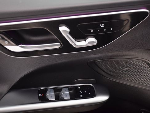 Certified 2025 Mercedes-Benz C 300 Sedan image 21