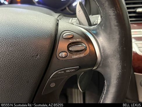 Used 2016 INFINITI Q70 3.7 w/ Sport Package image 17